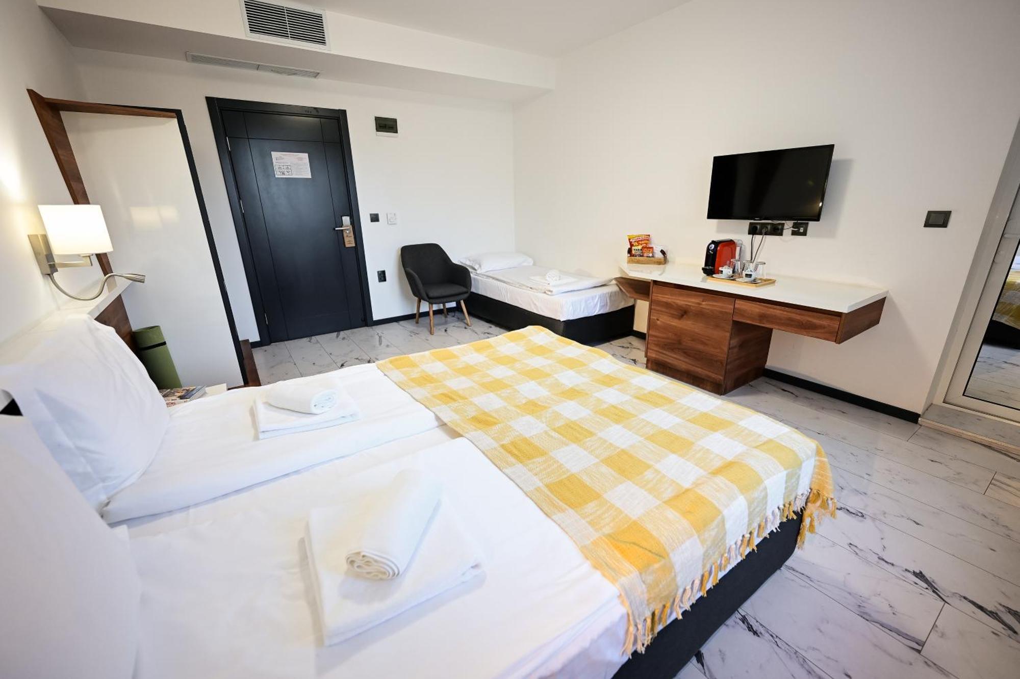 Rubo Hotel Σούμεν Εξωτερικό φωτογραφία